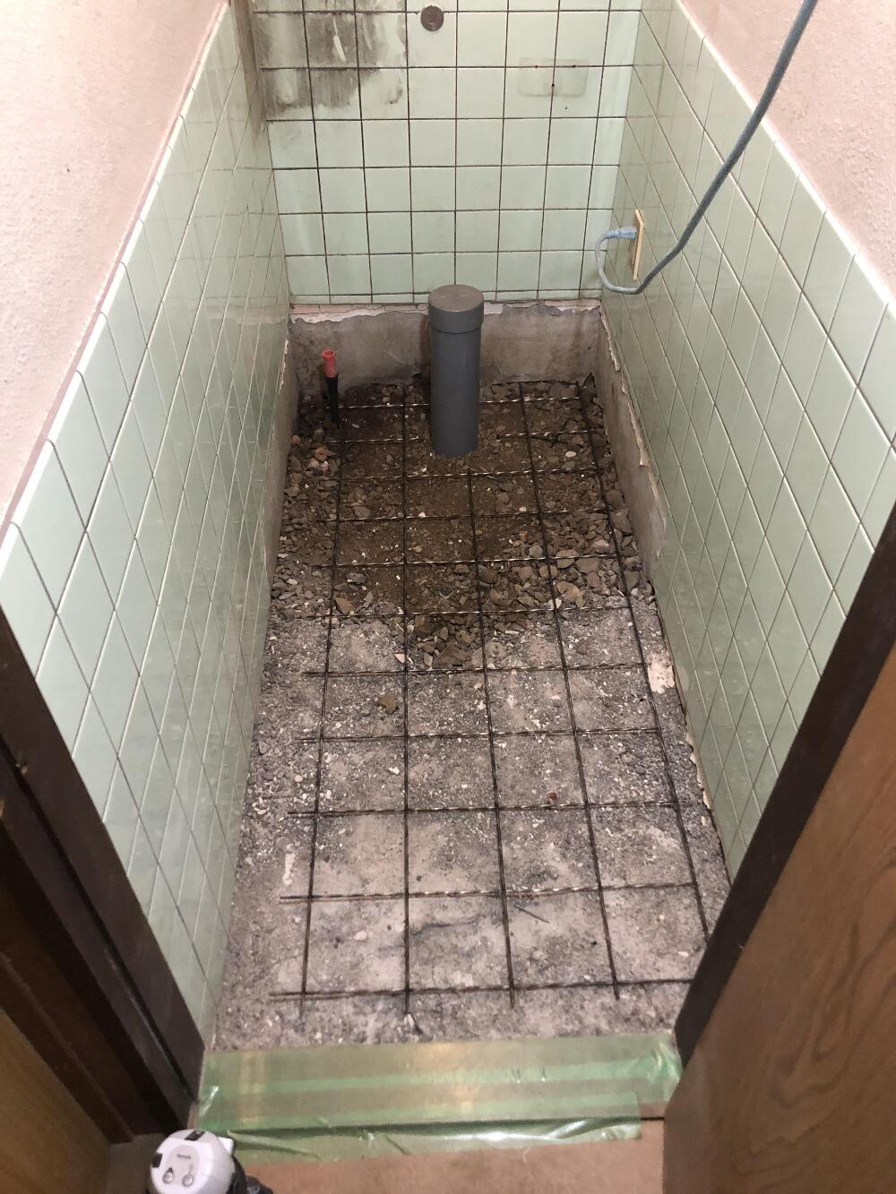 既設トイレ撤去後