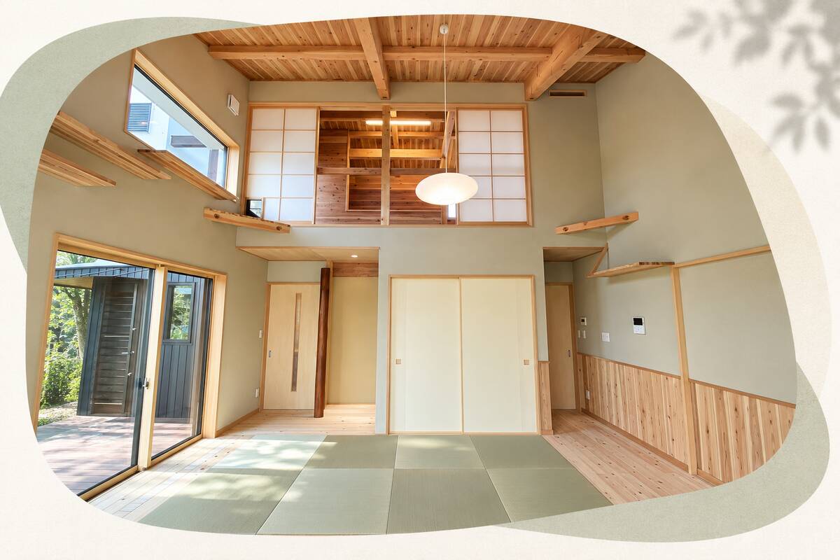木の梁と吹き抜けを生かした岐阜の気候に寄り添う住まい